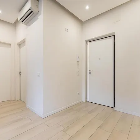 Roberto Flat - 10 Minuti Da Fiera Di Verona アパート ヴェローナ