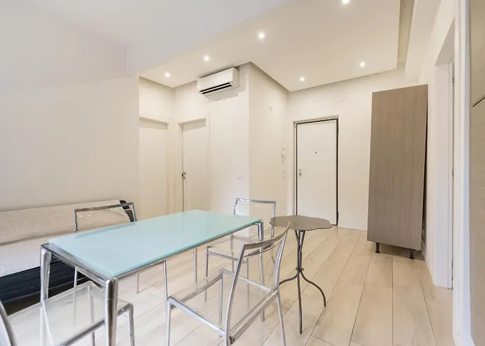 Roberto Flat - 10 Minuti Da Fiera Di Verona アパート ヴェローナ